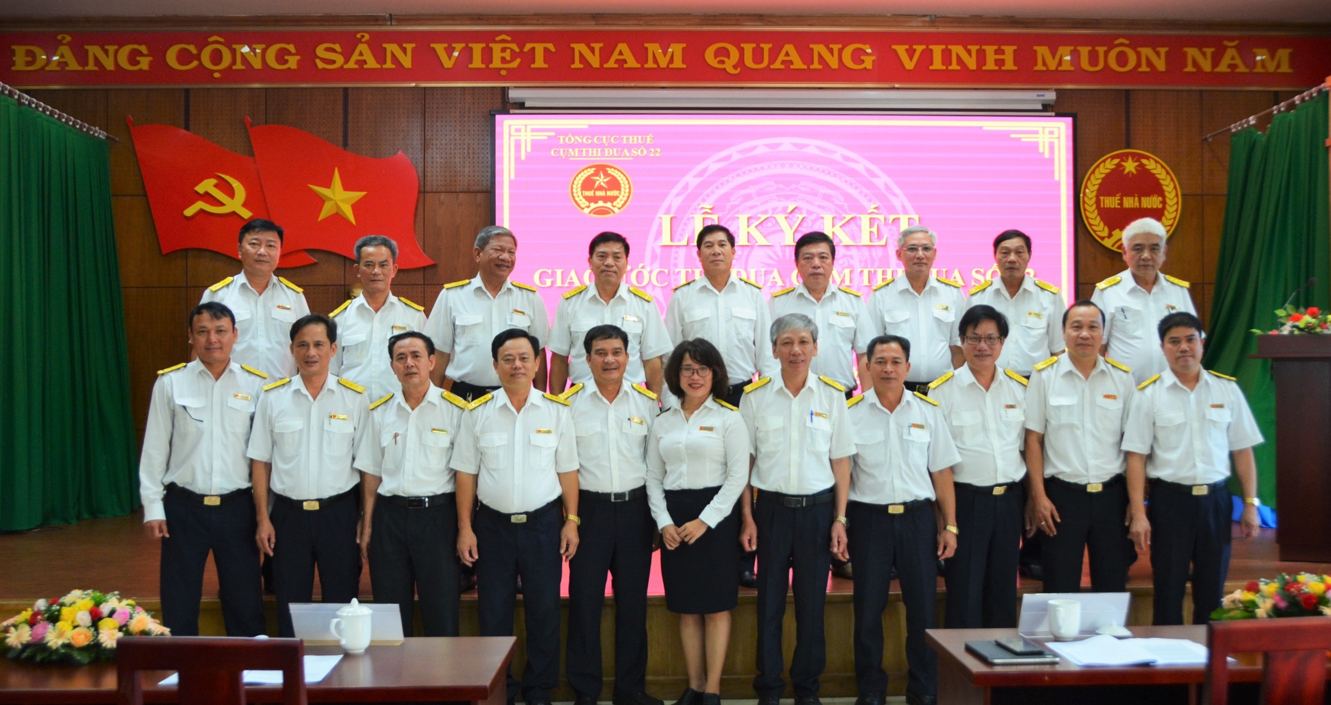 11-8 ký kết 4